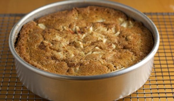 Apple Cinnamon Cake Recipe - How To Make Apple Cinnamon Cake - Simple ...