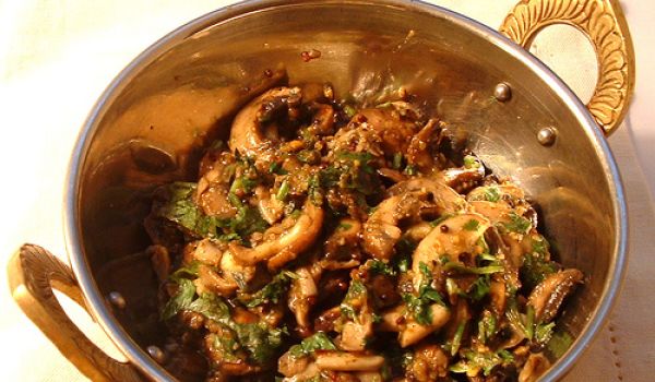Mushroom Chettinad Recipe - How To Make Chettinad Mushroom - How To ...